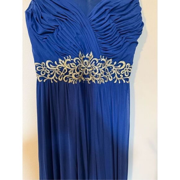 Cachet Size 8 Ruched Bodice Formal Maxi Gown Cobalt Blue With Silver Embroidery - Picture 4 of 10